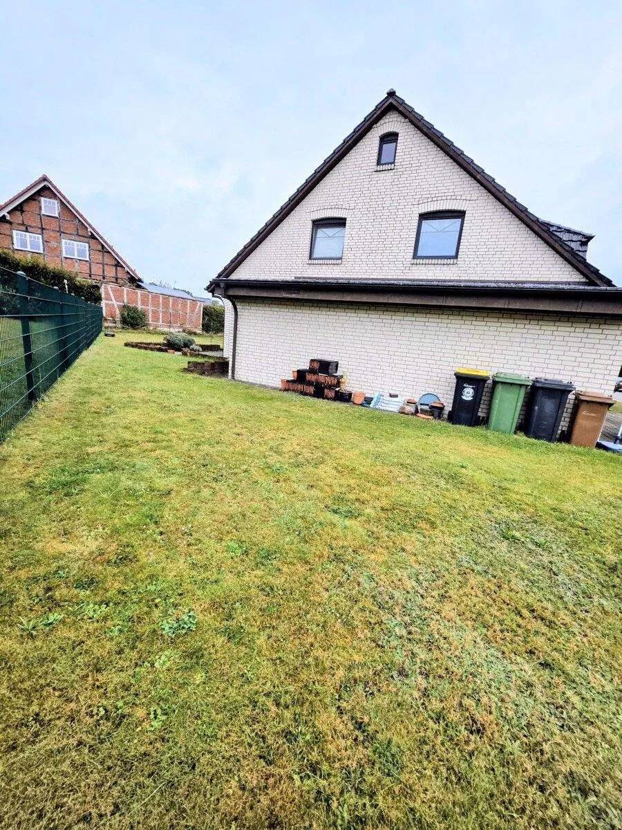 Giebelseite des Hauses