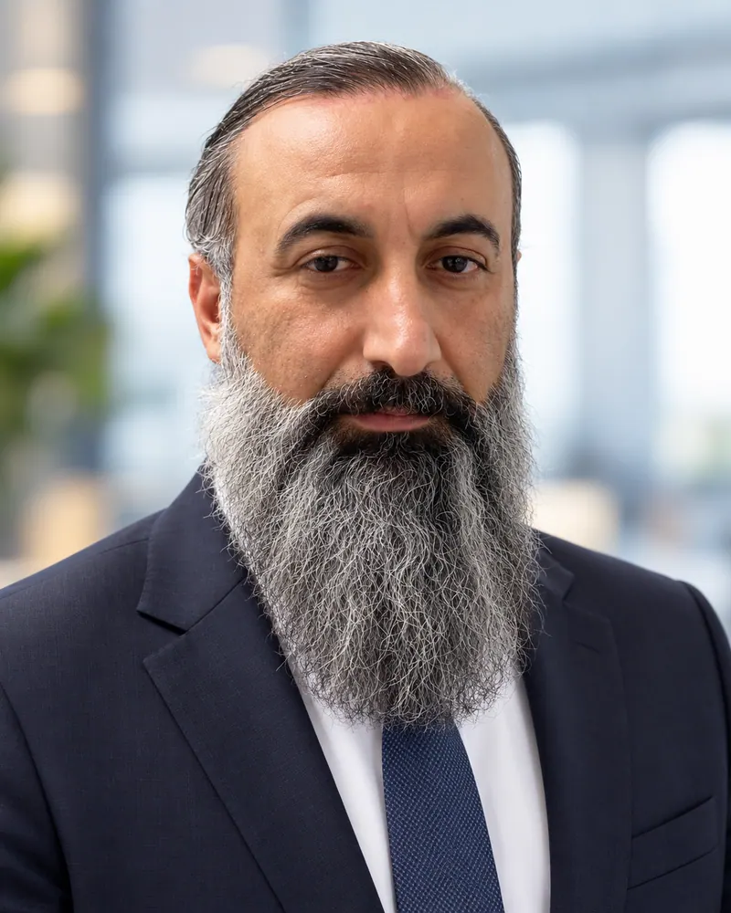 Cengiz Defli, Immobilienmakler in Tornesch
